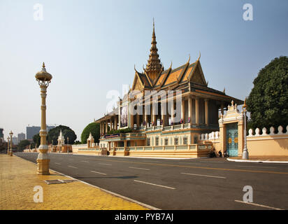 Moonlight Pavilion (Preah Thineang Chan Chhaya) in Royal Palace (Preah Barum Reachea Veang Nei Preah Reacheanachak Kampuchea) in Phnom Penh. Cambodia Stock Photo