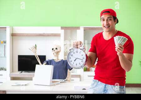 Concept of very slow pizza deliver service Stock Photo