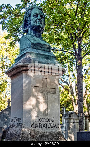 France Paris, the Honorè de Balzac tombe in the Père Lachaise