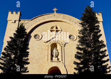 The historical church St. Vincent de Paul at the mamilla road in Jerusalem (Israel), 25 September 2018. | usage worldwide Stock Photo