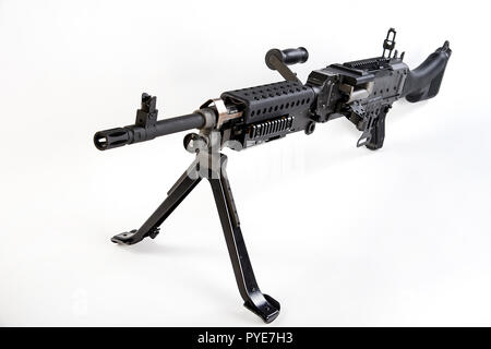 The M240B is a variant of the M240, used by the U.S. Army, Navy, Coast ...