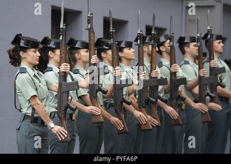 Spanish Civil Guard's during the commemorative events held on the occasion of the 30th anniversary of women's admission in the Civil Guard corps and the 25th anniversary in Madrid, Spain  Featuring: Atmosphere Where: Madrid, Spain When: 26 Sep 2018 Credit: Oscar Gonzalez/WENN.com Stock Photo