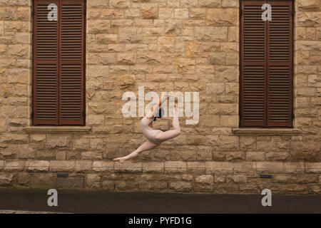 Urban dancer dancing in the city Stock Photo