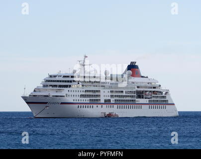 AJAXNETPHOTO. 2018. CANNES, FRANCE. - COTE D'AZUR RESORT - THE HAPAG LLOYD CRUISE LINER EUROPA ANCHORED IN THE BAY. PHOTO:JONATHAN EASTLAND/AJAX REF:GX8 180310 776 Stock Photo