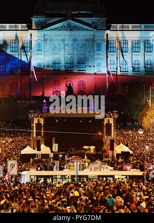 Prague, Czech Republic. 27th Oct, 2018. Video mapping on National Museum on the occasion of 100th anniversary of Czechoslovakia's establishment in Prague, Czech Republic, October 27, 2018. Credit: Roman Vondrous/CTK Photo/Alamy Live News Stock Photo