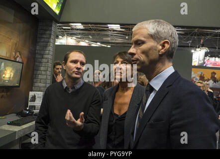 Paris, Ile de France, France. 27th Oct, 2018. Franck Riester French Minister of Culture seen visiting the Lounge(Show) during the game fair.The 2018 Paris games week fair is a video games exhibition from Versailles to Paris. Credit: Thierry Le Fouille/SOPA Images/ZUMA Wire/Alamy Live News Stock Photo