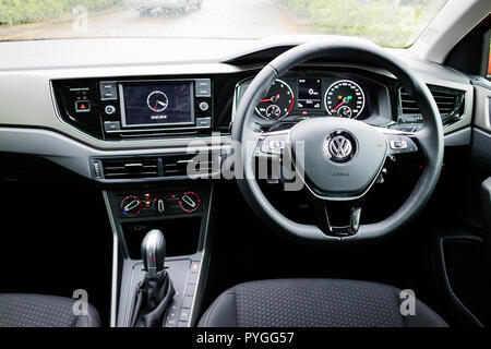 polo 2018 highline interior