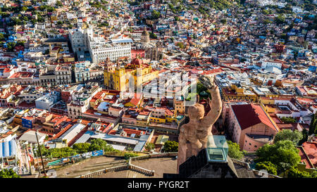 Monumento al Pipila, Statue of al Pipila over the old town, Guanajuato, Mexico Stock Photo