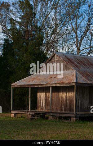 Slave quarters at the Laurel Valley Sugar Plantation near Thibodaux, Louisiana, was used as a set for the feature film 'Ray,' in 2004. Stock Photo