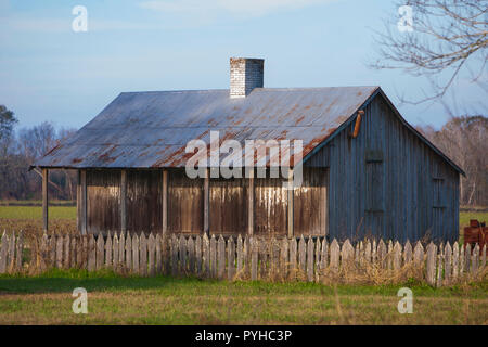 Slave quarters at the Laurel Valley Sugar Plantation near Thibodaux, Louisiana, was used as a set for the feature film 'Ray,' in 2004. Stock Photo