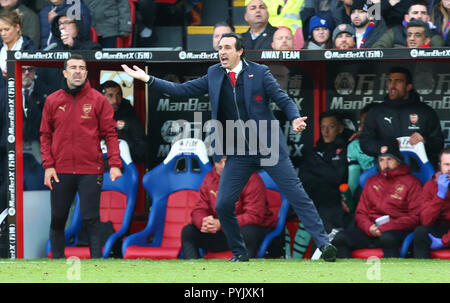 London, UK. 28th Oct, 2018. Editorial use only, license required for commercial use. No use in betting, games or a single club/league/player publications.  London, England - October 28, 2018 Unai Emery manager of Arsenal during Premier League between Crystal Palace and Arsenal at Selhurst Park stadium , London, England on 28 Oct 2018. Credit Action Foto Sport  FA Premier League and Football League images are subject to DataCo Licence. Editorial use ONLY. No print sales. No personal use sales. NO UNPAID USE Credit: Action Foto Sport/Alamy Live News Stock Photo