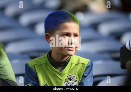 Seattle, Washington, USA. 28th Oct, 2018. A young Sounders fan shows his support as the San Jose Earthquakes visit the Seattle Sounders in a MLS match at Century Link Field in Seattle, WA. Credit: Jeff Halstead/ZUMA Wire/Alamy Live News Stock Photo