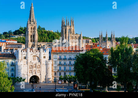 14th-century city gate Arco de Santa María, in the background, the towers of the cathedral. Burgos, Castile and Leon, Spain, Europe Stock Photo