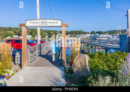 Boothbay Harbor debates plans to save historic footbridge