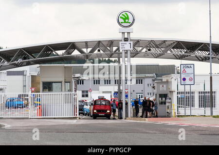 VRCHLABI, CZECH REPUBLIC - AUGUST 25 2018: Vintage cars Skoda 1203 oldsmobile veterans leaving Vrchlabi Skoda plant on August 25, 2018 in Vrchlabi Stock Photo