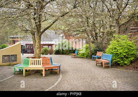 A quiet linking walk-way and seating area in the centre of Tiverton North Devon England UK Stock Photo
