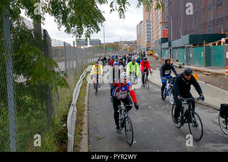 Bicyclists on the Tour de Bronx, an annual bicycle ride through the Bronx Stock Photo
