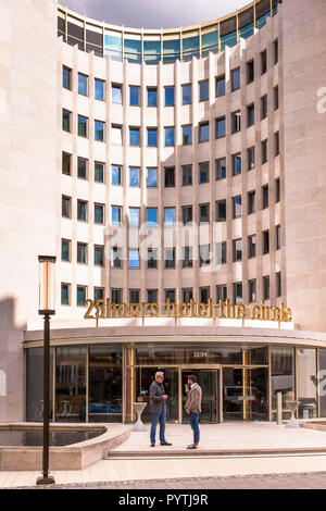 hotel 25hours The Circle at the Gerling Quartier, the building is the former headquarters of the Gerling insurance group, Cologne, Germany.  Hotel 25h Stock Photo