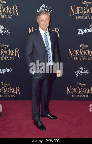 Los Angeles, USA. 29th Oct, 2018. Lasse Hallstrom at the world premiere of the movie 'The Nutcracker and the Four Realms' at the El Capitan Theater. Los Angeles, 29.10.2018 | usage worldwide Credit: dpa/Alamy Live News Stock Photo