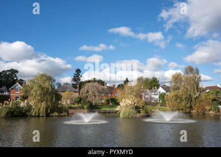 LINDFIELD, WEST SUSSEX/UK -OCTOBER 29 : View of the pond in Lindfield West Sussex on October 29, 2018 Stock Photo