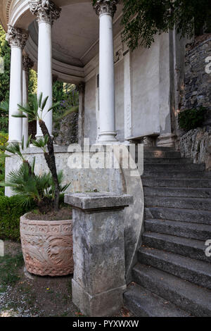 Small temple in the gardens of Villa Monastero at Varenna on Lake Como, Italy Stock Photo