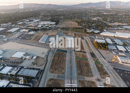 Van Nuys Airport In Van Nuys, California Stock Photo - Alamy