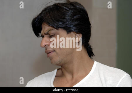 SRK 6 iconicdrool worthy hairstyles ponytail in Pathaan to Locks in Don