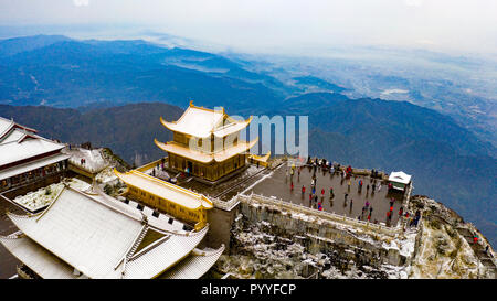 Viewing platform on Emeishan or Emei Mountain, Sichuan Province, China Stock Photo