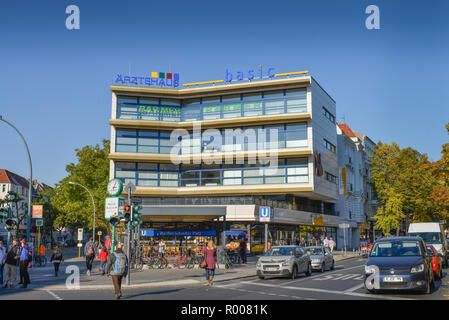 Doctor's house, Walther's Schreiber place, Steglitz, Berlin, Germany, Aerztehaus, Walther-Schreiber-Platz, Deutschland Stock Photo