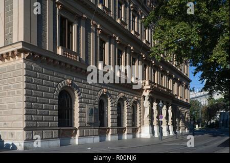 Wien, Ringstraße, Palais Epstein, Architekt Theophil Hansen 1873 - Vienna, Ringstrasse, Palais Epstein, Architect Theophil Hansen 1873 Stock Photo