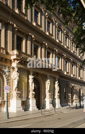 Wien, Ringstraße, Palais Epstein, Architekt Theophil Hansen 1873 - Vienna, Ringstrasse, Palais Epstein, Architect Theophil Hansen 1873 Stock Photo