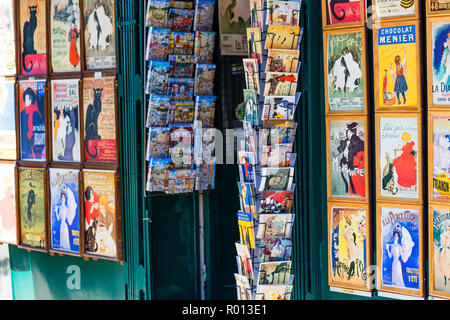 PARIS, FRANCE - 14 JUNE 2014: Magnets in Souvenir Shop in Paris Editorial  Photography - Image of element, commerce: 130408202