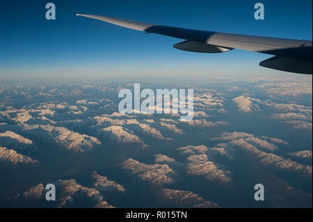 Switzerland, Flight from Singapore to Zurich Stock Photo