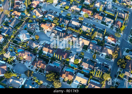 Late afternoon aerial view of modern suburban cul-de-sac streets and homes near Los Angeles in Simi Valley, California. Stock Photo