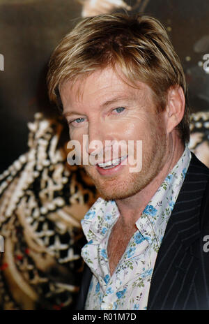 David Wenham arriving at the 300 Premiere at the Chinese Theatre in Los Angeles.  headshot smile eye contact 06 WenhamDavid056 Red Carpet Event, Vertical, USA, Film Industry, Celebrities,  Photography, Bestof, Arts Culture and Entertainment, Topix Celebrities fashion /  Vertical, Best of, Event in Hollywood Life - California,  Red Carpet and backstage, USA, Film Industry, Celebrities,  movie celebrities, TV celebrities, Music celebrities, Photography, Bestof, Arts Culture and Entertainment,  Topix, headshot, vertical, one person,, from the year , 2007, inquiry tsuni@Gamma-USA.com Stock Photo