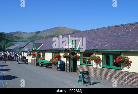 Station forecourt, restaurant and buffet, Llanberis Station, Snowdon Mountain Railway, Llanberis, Gwynedd, North Wales, UK Stock Photo