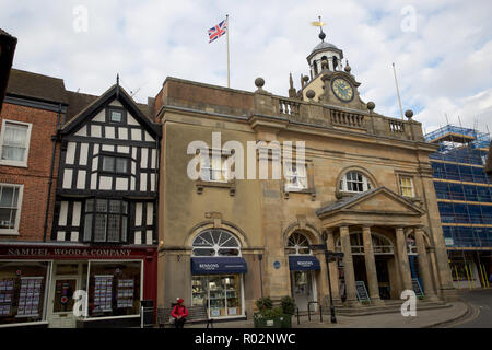 Ludlow town in autumn sunshine, Shropshire, England, UK Stock Photo - Alamy