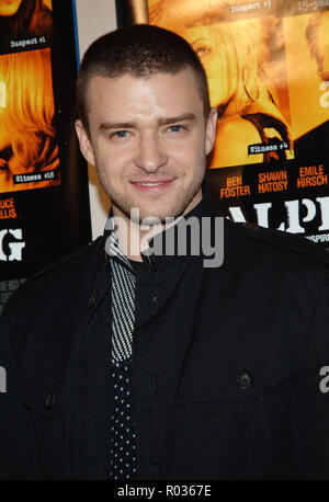 Justin Timberlake arriving at the ALPHA DOG Premiere at the Arclight Theatre in Los Angeles. January 3, 2007  3/4 eye contact 01 TimberlakeJustin023 Red Carpet Event, Vertical, USA, Film Industry, Celebrities,  Photography, Bestof, Arts Culture and Entertainment, Topix Celebrities fashion /  Vertical, Best of, Event in Hollywood Life - California,  Red Carpet and backstage, USA, Film Industry, Celebrities,  movie celebrities, TV celebrities, Music celebrities, Photography, Bestof, Arts Culture and Entertainment,  Topix, headshot, vertical, one person,, from the year , 2007, inquiry tsuni@Gamma Stock Photo