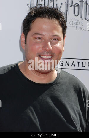 Greg Grunberg  arriving at the HARRY POTTER and the Order of the Phoenix Premiere at the Chinese Theatre in Los Angeles.  headshot smileGrunbergGreg 194 Red Carpet Event, Vertical, USA, Film Industry, Celebrities,  Photography, Bestof, Arts Culture and Entertainment, Topix Celebrities fashion /  Vertical, Best of, Event in Hollywood Life - California,  Red Carpet and backstage, USA, Film Industry, Celebrities,  movie celebrities, TV celebrities, Music celebrities, Photography, Bestof, Arts Culture and Entertainment,  Topix, headshot, vertical, one person,, from the year , 2007, inquiry tsuni@G Stock Photo