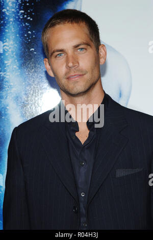 Paul Walker arriving at the INTO THE BLUE Premiere at the Westwood Village Theatre in Los Angeles. September 21, 2005.WalkerPaul031 Red Carpet Event, Vertical, USA, Film Industry, Celebrities,  Photography, Bestof, Arts Culture and Entertainment, Topix Celebrities fashion /  Vertical, Best of, Event in Hollywood Life - California,  Red Carpet and backstage, USA, Film Industry, Celebrities,  movie celebrities, TV celebrities, Music celebrities, Photography, Bestof, Arts Culture and Entertainment,  Topix, headshot, vertical, one person,, from the year , 2005, inquiry tsuni@Gamma-USA.com Stock Photo