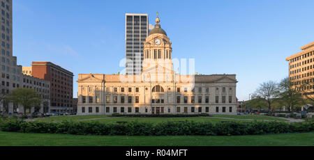 Allen County Courthouse at 715 South Calhoun Street in Fort Wayne, Indiana Stock Photo