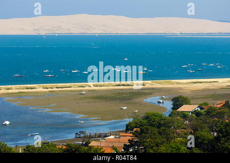 Bassin d'Arcachon landscape at low tide, view from the Cap-Ferret lighthouse on the Dune du Pyla, France Stock Photo