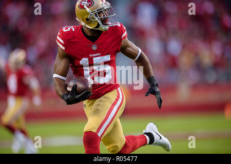 Santa Clara, CA, USA. 1st Nov, 2018. San Francisco 49ers wide receiver Pierre Garcon (15) runs in for a touchdown in the first quarter during a game against the Oakland Raiders at Levi's Stadium on Thursday, November 1, 2018 in Santa Clara. Credit: Paul Kitagaki Jr./ZUMA Wire/Alamy Live News Stock Photo