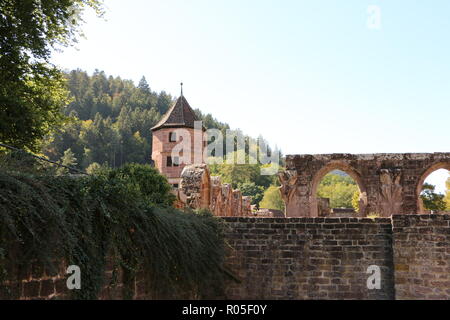 Das ehemalige Kloster Hirsau in Hirsau, einem Stadteil von Calw im Schwarzwald Stock Photo