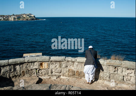 Sydney, Australia, A tourist looks at Bondi Bay Stock Photo