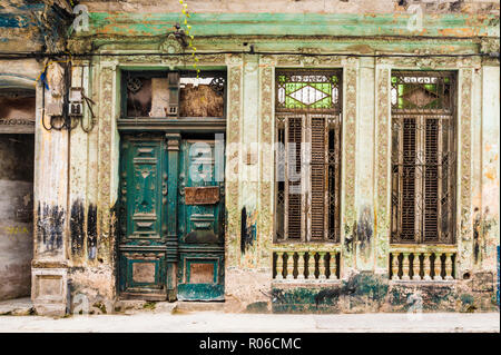 A beautifully aged building in Havana, Cuba, West Indies, Caribbean, Central America Stock Photo