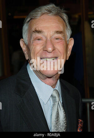 Shelley Berman arriving at the Meet The Fockers Premiere at the Universal Amphitheatre in Los Angeles. December 16, 2004.BermanShelley084 Red Carpet Event, Vertical, USA, Film Industry, Celebrities,  Photography, Bestof, Arts Culture and Entertainment, Topix Celebrities fashion /  Vertical, Best of, Event in Hollywood Life - California,  Red Carpet and backstage, USA, Film Industry, Celebrities,  movie celebrities, TV celebrities, Music celebrities, Photography, Bestof, Arts Culture and Entertainment,  Topix, headshot, vertical, one person,, from the year , 2004, inquiry tsuni@Gamma-USA.com Stock Photo
