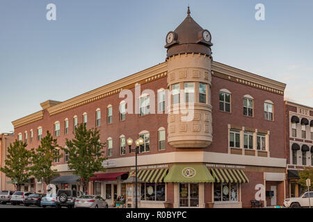 Paso Robles, California, USA - October 11, 2018: The iconic Acorn Building with a clocktown at the corner of 12th and Park Street in Downtown Paso Rob Stock Photo