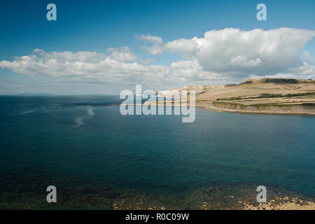 A landscape view of Kimmeridge Bay, on the Jurassic coastline in Dorset, UK. Stock Photo