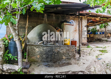 Traditional turkish wood fired stone brick oven and pita or pide bread  dough. This stone oven for Turkish pide or pita bread. Also known as Tandir  Stock Photo - Alamy